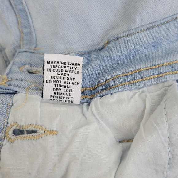 EUC Rue 21 Distressed Jean Denim Overalls Shorts Jumper, Stretch, Size 4 - Picture 5 of 5